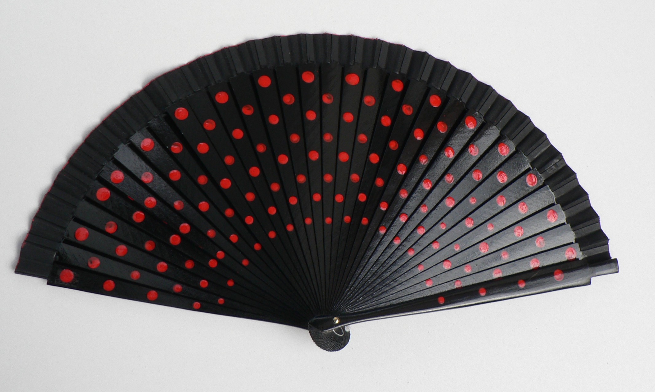 foto d�ev�n� punt�kovan� v�j�� - �erno�erven�